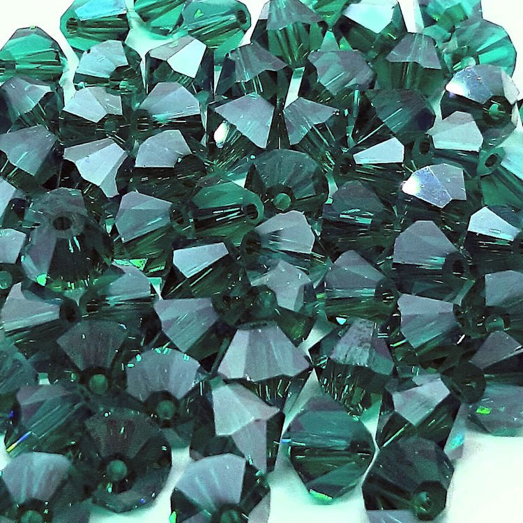 glaskralen-asian-crystal-facet-bicone-8mm-green-zircon
