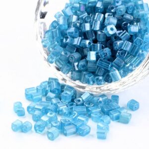 Rocailles, cube aqua blauw AB, 4mm