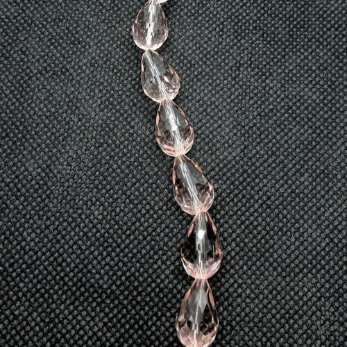 DQ glaskraal druppel facet 10x15mm, Transparant Lichtroze