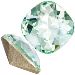 Swarovski Square 4470, Chrysolite, 12x12mm